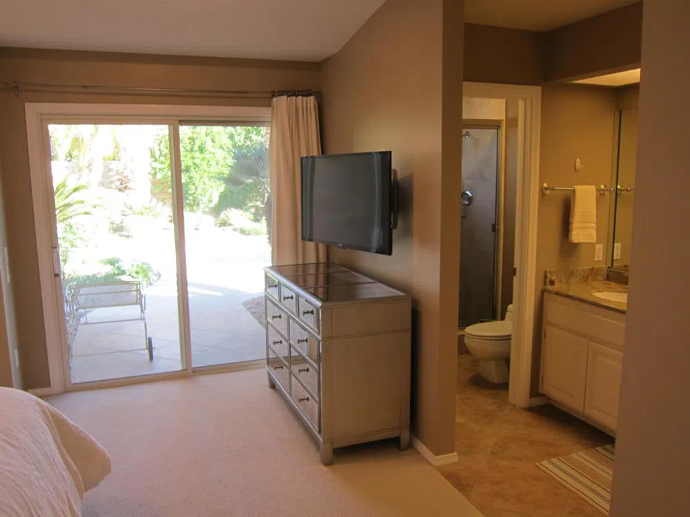 40556 Clover Lane Palm Desert, CA 92260