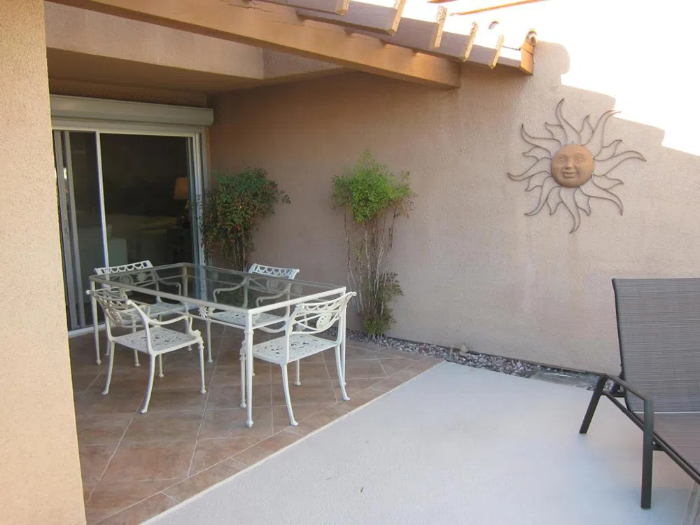 40556 Clover Lane Palm Desert, CA 92260