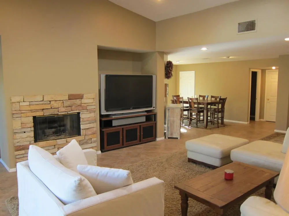 40556 Clover Lane Palm Desert, CA 92260