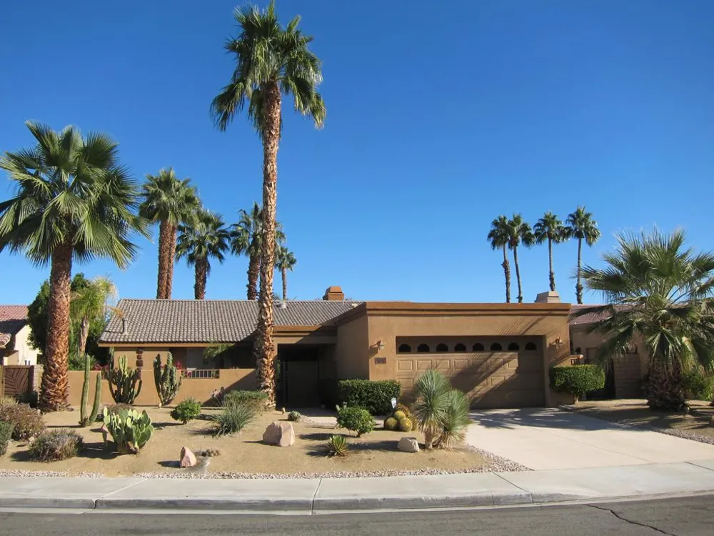 40556 Clover Lane Palm Desert, CA 92260