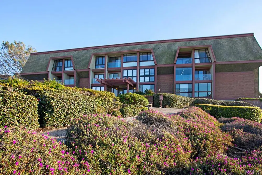 1552 CAMINO DEL MAR #402 Del Mar, CA 92014