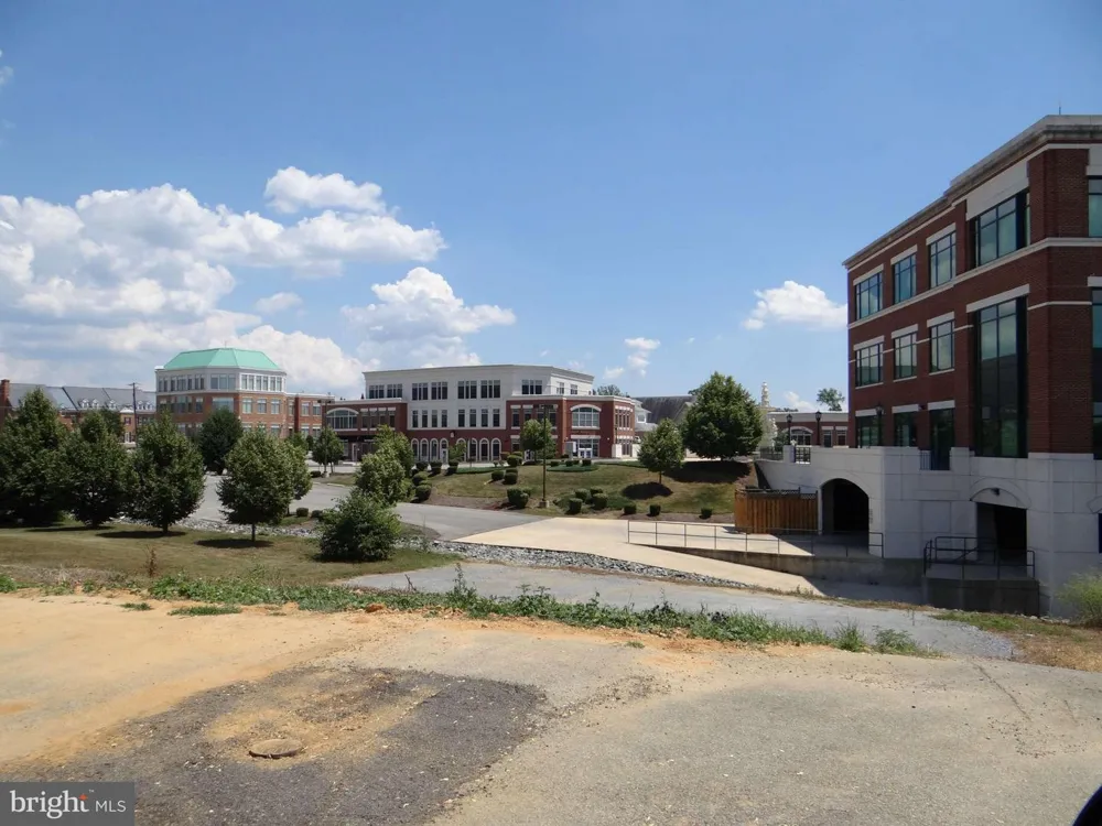 107 HOWARD STREET La Plata, MD 20646