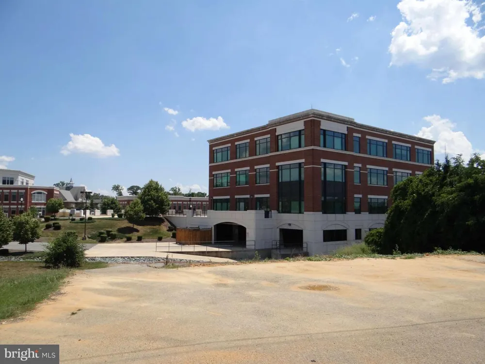 107 HOWARD STREET La Plata, MD 20646