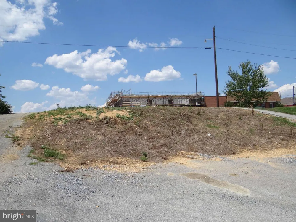 107 HOWARD STREET La Plata, MD 20646