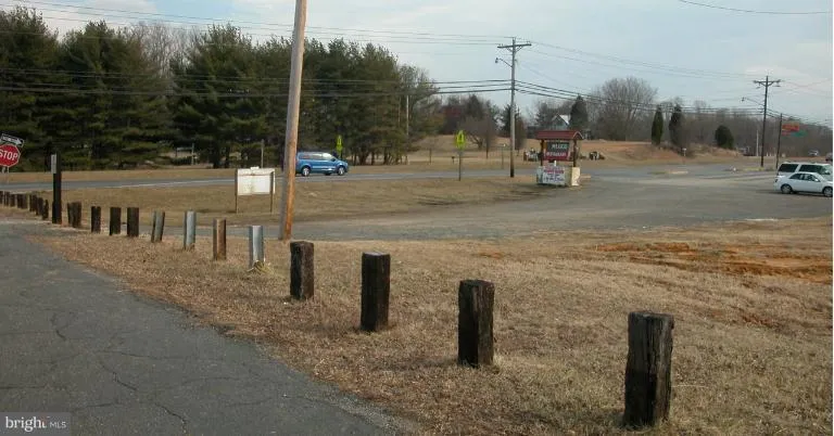 10 HILLSIDE COURT Huntingtown, MD 20639