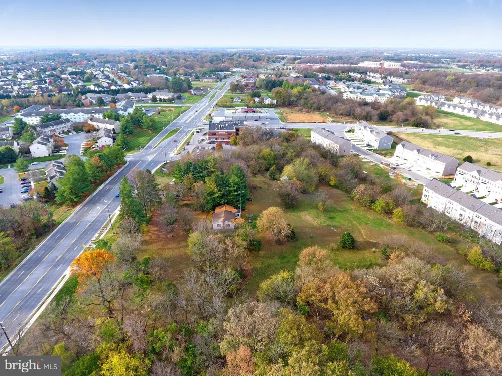 11302 ROBINWOOD DRIVE Hagerstown, MD 21742