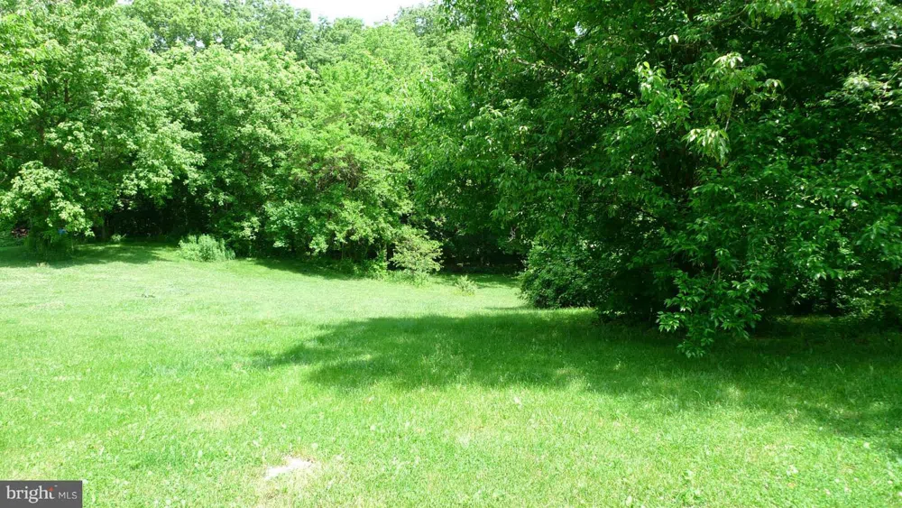 11302 ROBINWOOD DRIVE Hagerstown, MD 21742