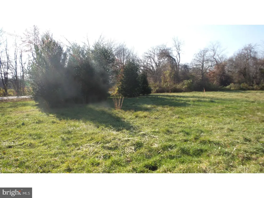 347 TOM BROWN ROAD Moorestown, NJ 08057