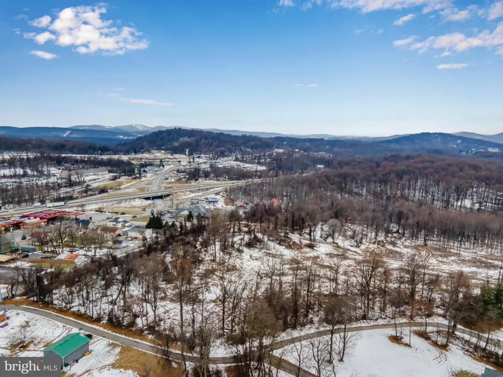 PINE ROAD Etters, PA 17319