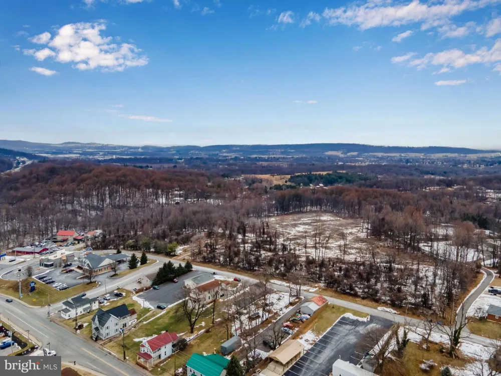 PINE ROAD Etters, PA 17319