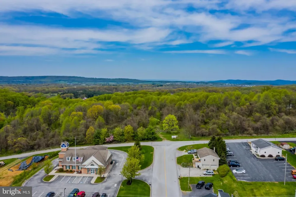 PINE ROAD Etters, PA 17319
