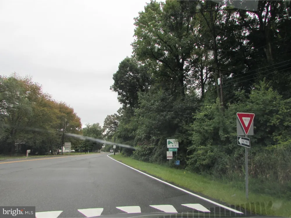 604 HAWKS BRIDGE ROAD Carneys Point, NJ 08069
