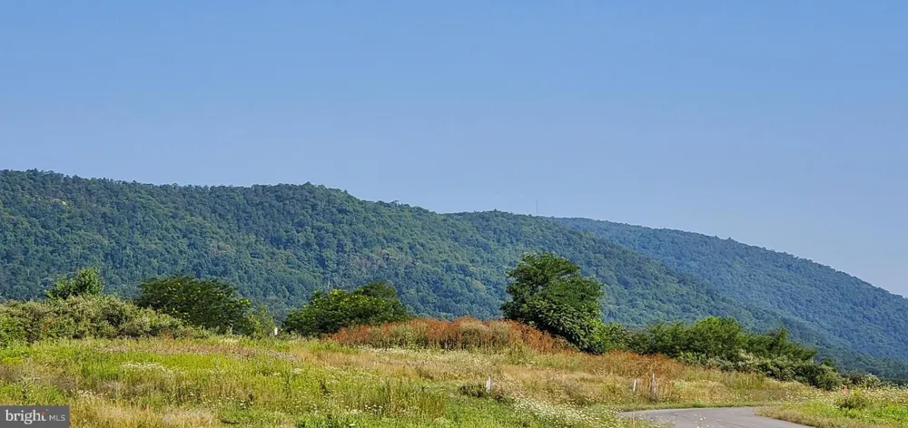 SUNRISE LANE Fort Loudon, PA 17224