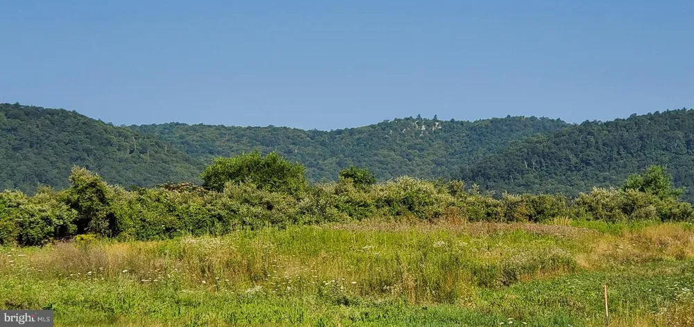 SUNRISE LANE Fort Loudon, PA 17224
