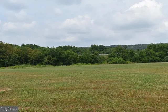 KAUFFMAN LANE Mifflintown, PA 17059