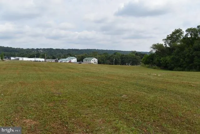 KAUFFMAN LANE Mifflintown, PA 17059