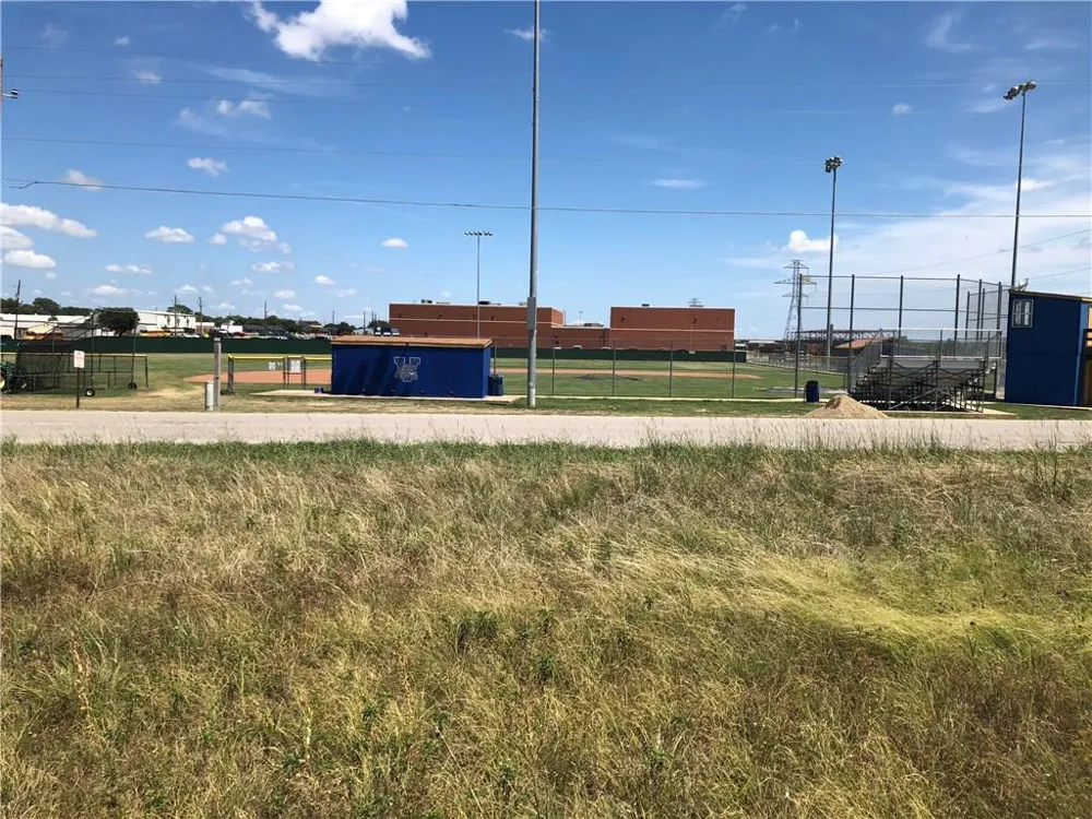 13 Bulldog Drive Venus, TX 76084