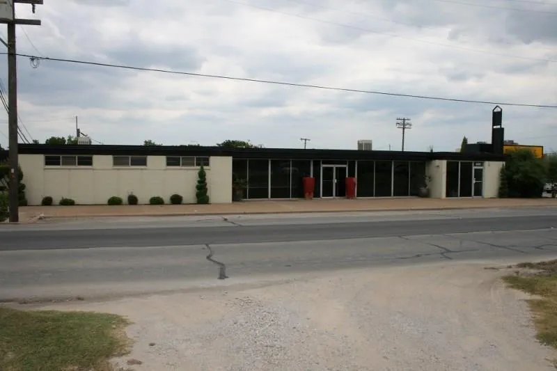 400 1st Street Mineral Wells, TX 76067