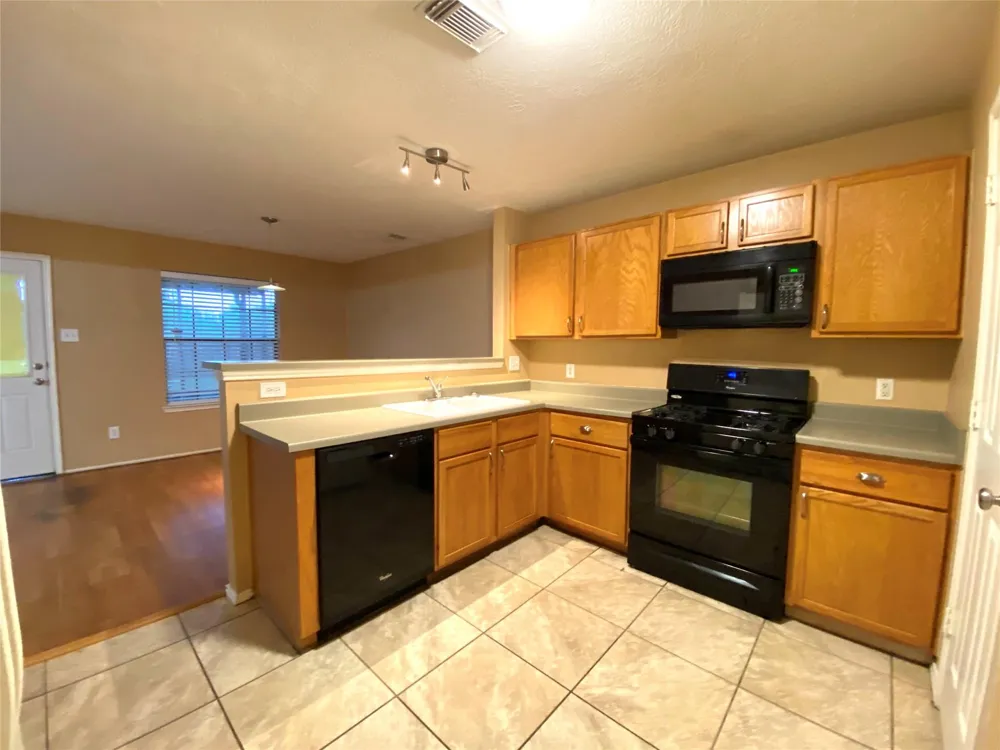 17627 Glenmorris Drive Houston, TX 77084