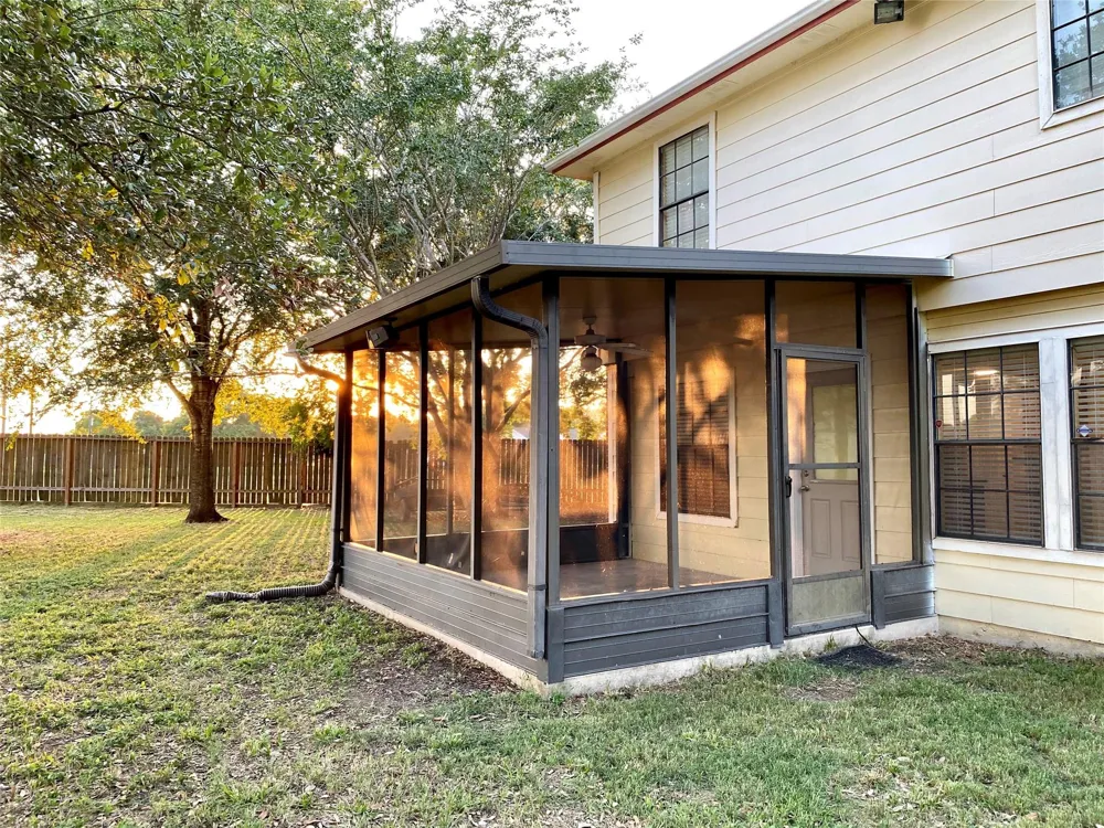 17627 Glenmorris Drive Houston, TX 77084