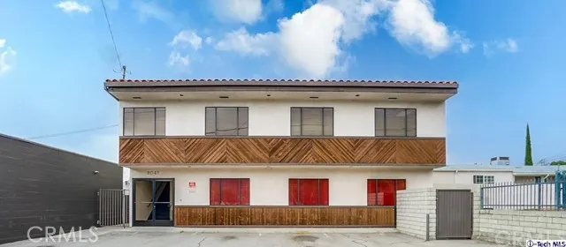 8041 FOOTHILL BOULEVARD Sunland, CA 91040