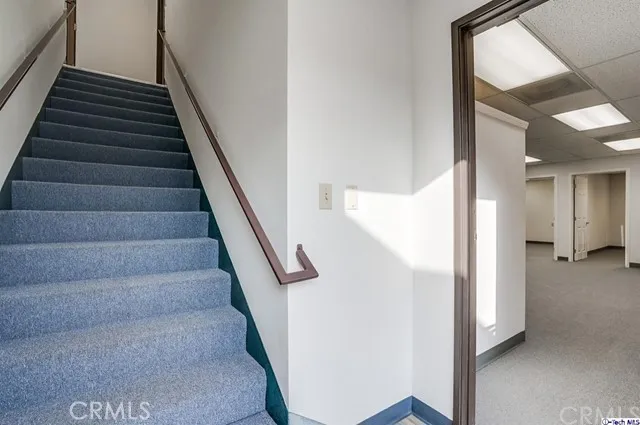 8041 FOOTHILL BOULEVARD Sunland, CA 91040