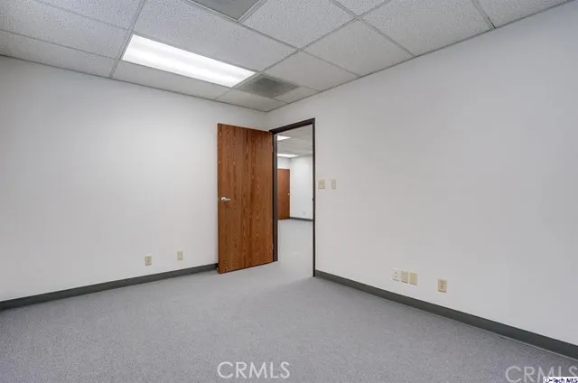 8041 FOOTHILL BOULEVARD Sunland, CA 91040
