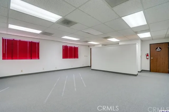 8041 FOOTHILL BOULEVARD Sunland, CA 91040