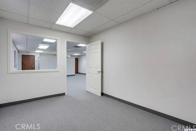 8041 FOOTHILL BOULEVARD Sunland, CA 91040