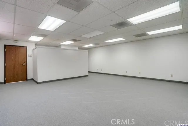 8041 FOOTHILL BOULEVARD Sunland, CA 91040