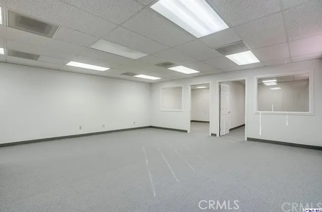 8041 FOOTHILL BOULEVARD Sunland, CA 91040
