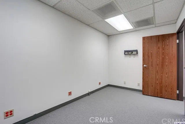 8041 FOOTHILL BOULEVARD Sunland, CA 91040