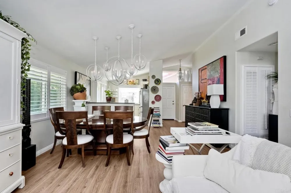 3730 Via Del Rancho Oceanside, CA 92056