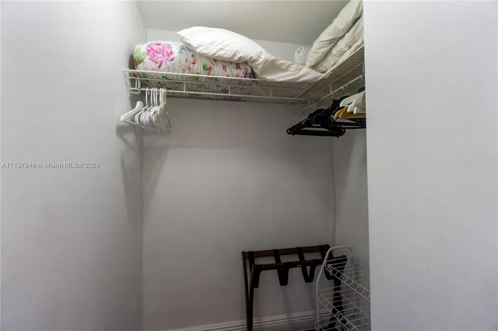 100 Lincoln Rd #1533 Miami Beach, FL 33139