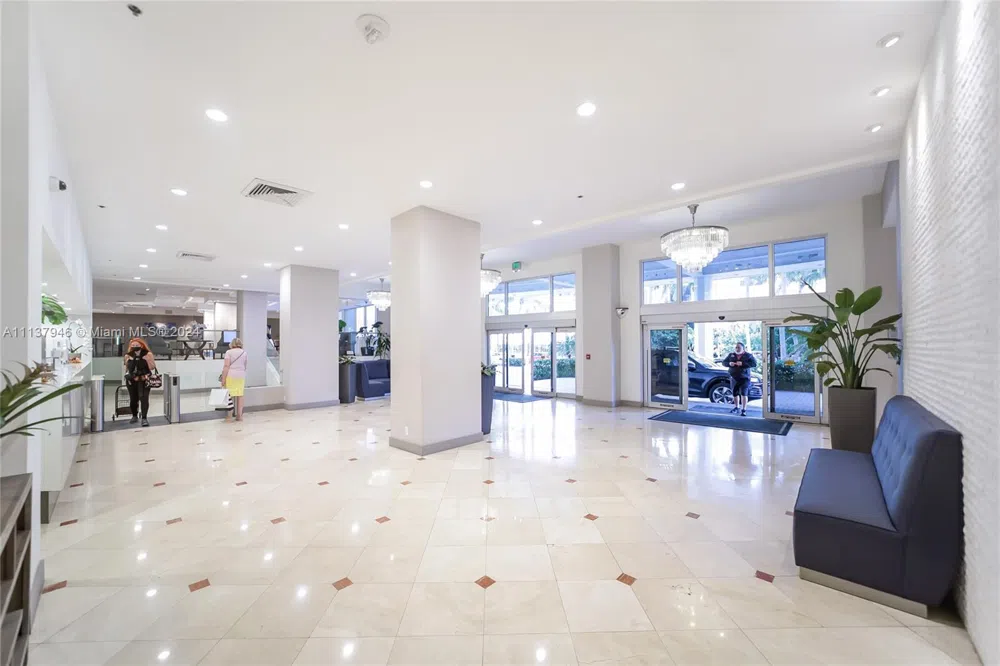 100 Lincoln Rd #1533 Miami Beach, FL 33139