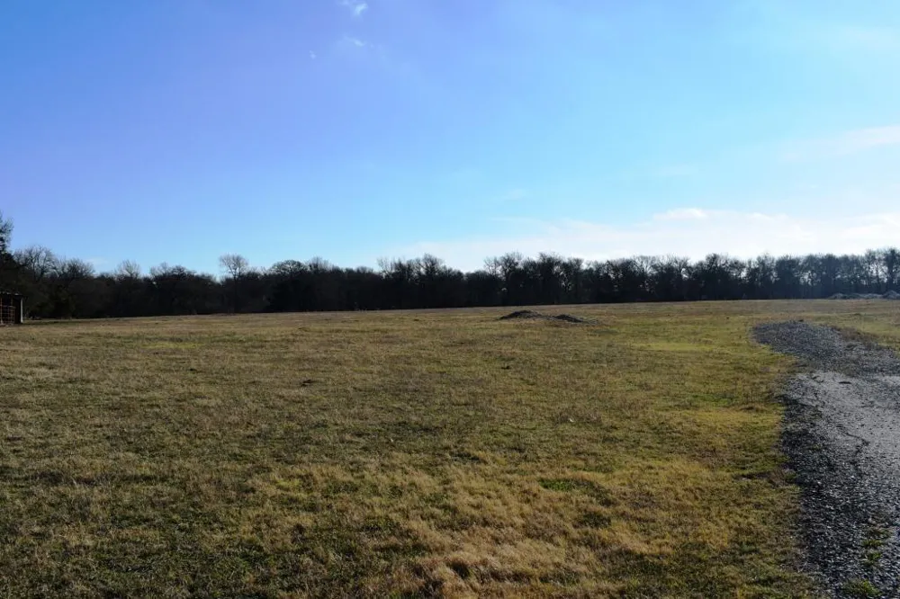 S State Highway 121 Bonham, TX 75418