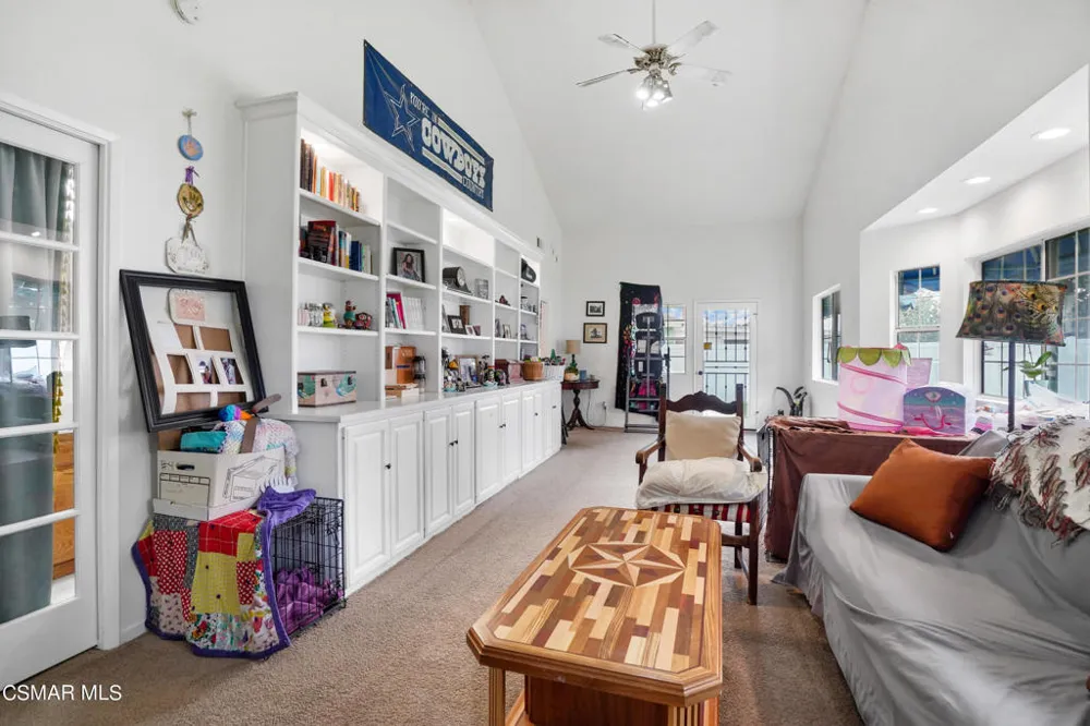 1075 Seybolt Avenue Camarillo, CA 93010