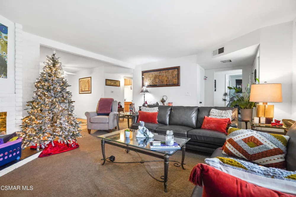 1075 Seybolt Avenue Camarillo, CA 93010