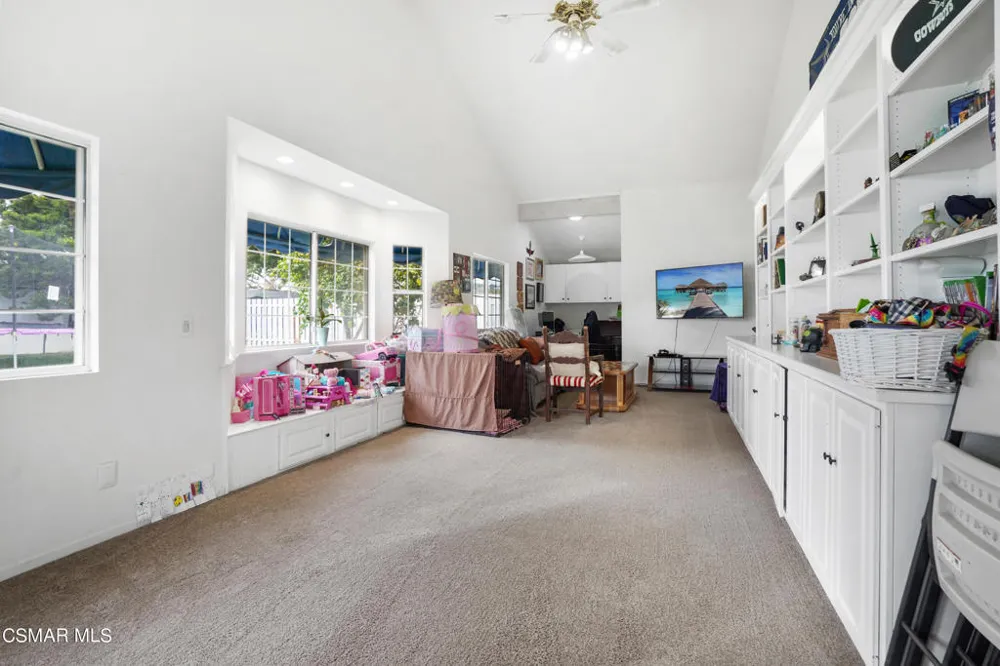 1075 Seybolt Avenue Camarillo, CA 93010