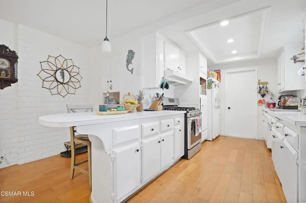 1075 Seybolt Avenue Camarillo, CA 93010