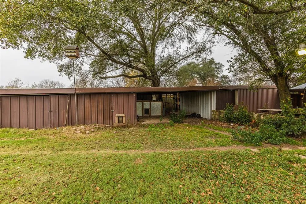 805 Fullerton Avenue Dawson, TX 76639