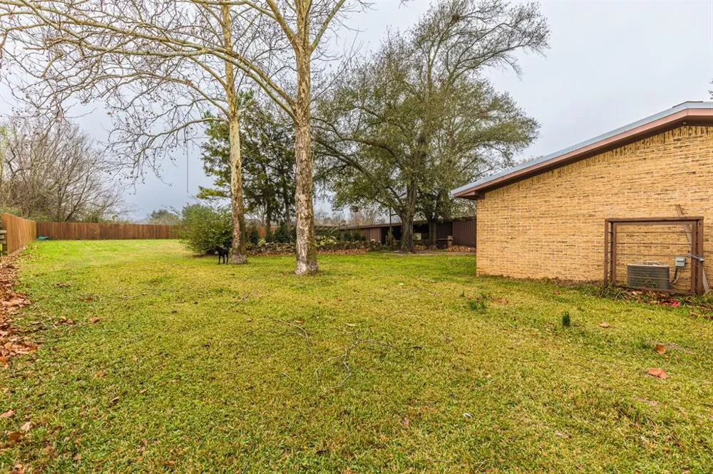 805 Fullerton Avenue Dawson, TX 76639