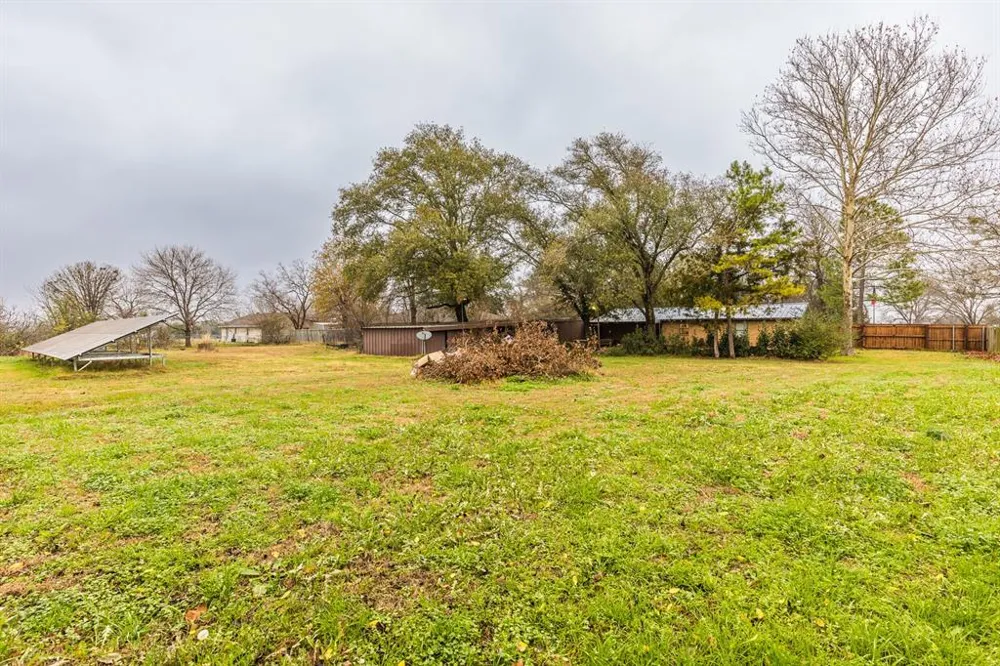 805 Fullerton Avenue Dawson, TX 76639