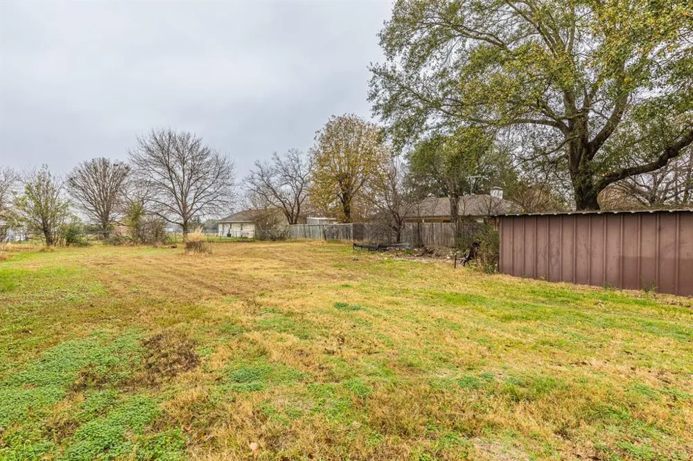 805 Fullerton Avenue Dawson, TX 76639