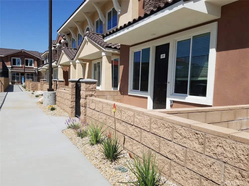 16850 Muscatel Hesperia, CA 92345