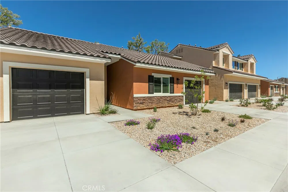 16850 Muscatel Hesperia, CA 92345