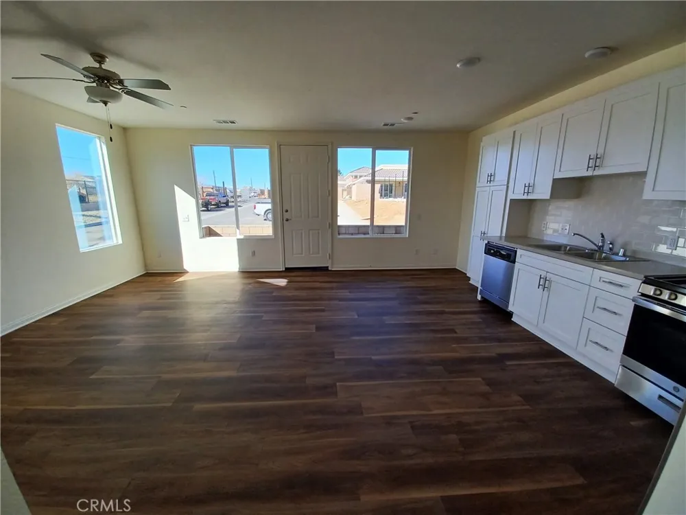 16850 Muscatel Hesperia, CA 92345