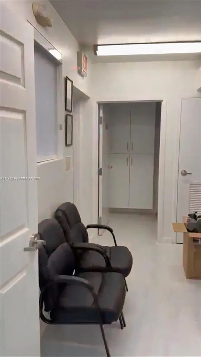 1525 NW 3rd Ave Miami, FL 33136
