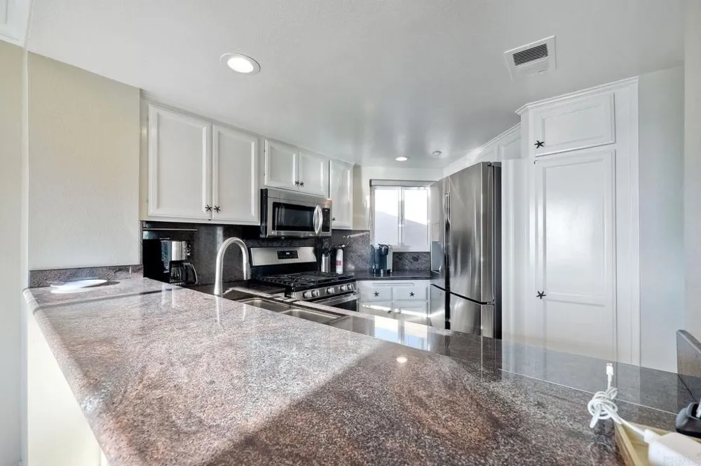 400 The Strand #18 Oceanside, CA 92054