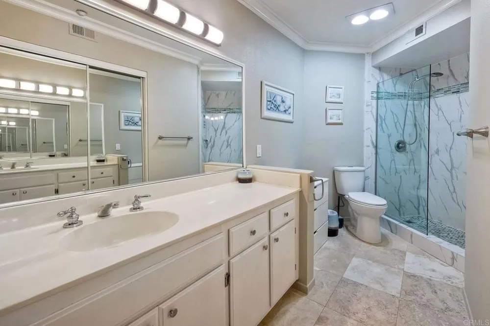 400 The Strand #18 Oceanside, CA 92054